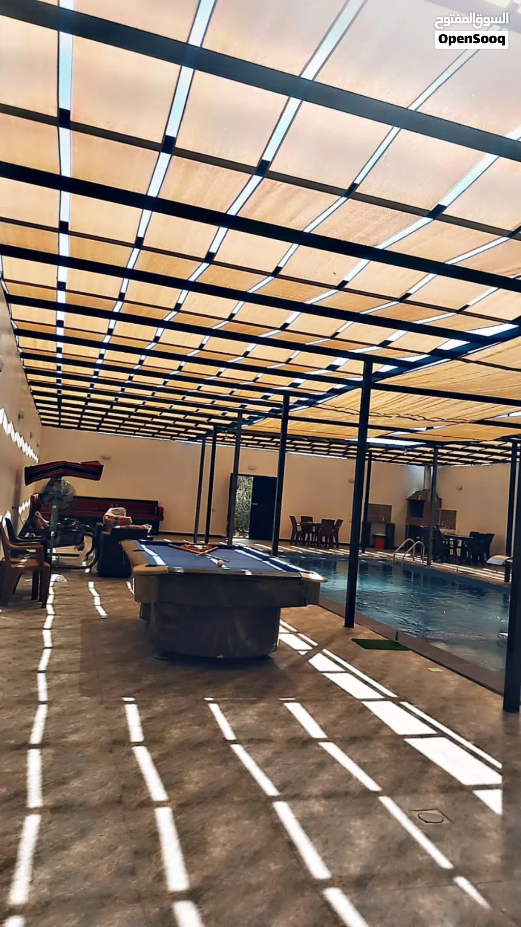 مزرعة وشاليه طلة الجبل ما بين الزرقاء وعمان في العالوك افتتاح جديد كبيرة جدا ومساحات كبيرة سعر مناسب