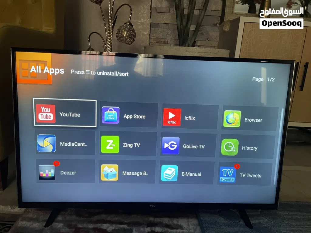 للبيع شاشة tcl 43 مع جهاز شاومي للعرض