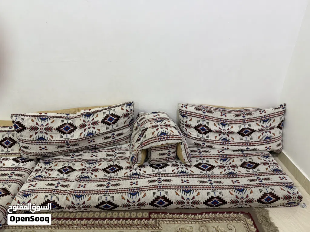 جلسات ارضيه مستخدمه شهرين فقط