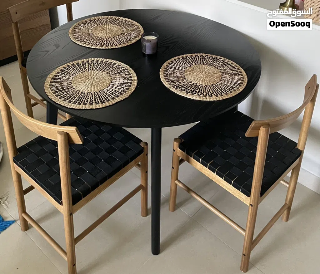 طاولة طعام ايكيا مع 3 كراسي IKEA dining table with 3 chairs
