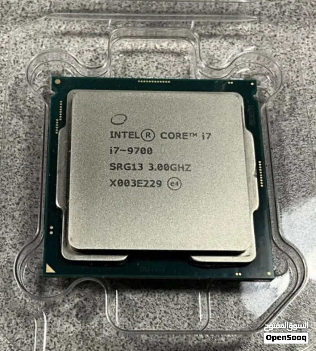 معالج i7 9700 ممتاز للي ناوي يطور جهازه ويزيد الأداء