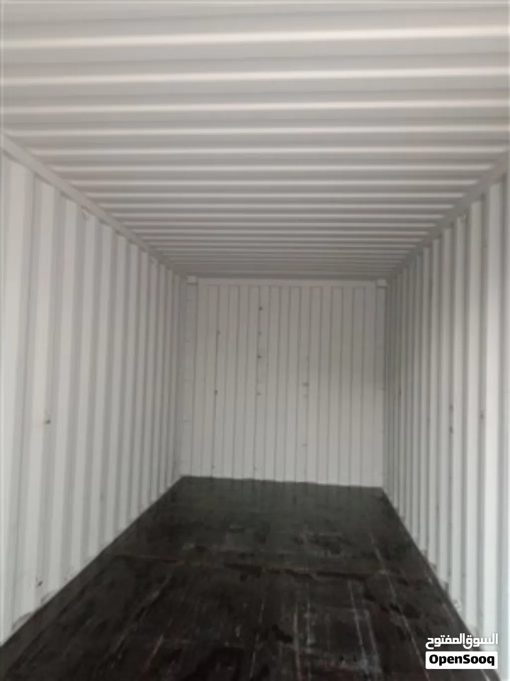 بيع الكونتينرات والكرفانات بحالة ممتازة وأسعار جذابة Sale of containers and portacabins