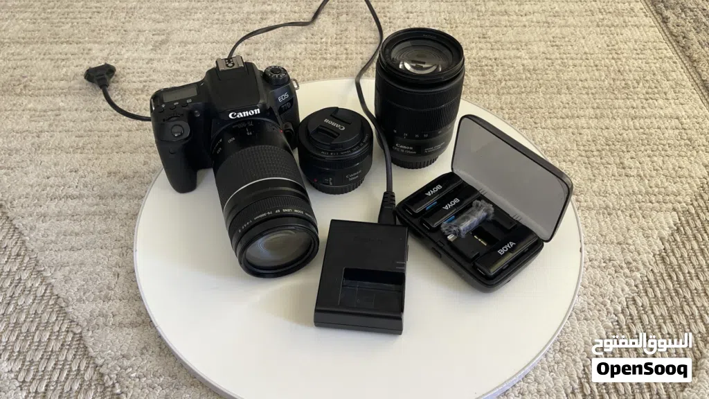 كاميرا Canon 77d مع مجموعة عدسات