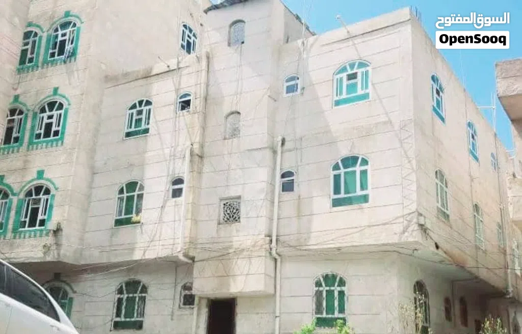 عمارة للبيع بسعر عررررطه صنعاء جولة ايه 6شقق