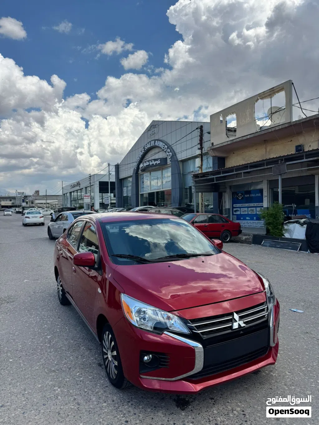 ميتسوبيشي ميراج GLX