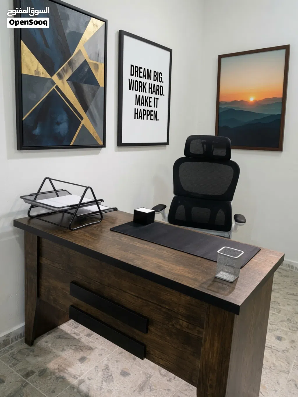 طاولة مكتب خشبي مودرن أنيق بحواف سوداء + كرسي مكتب عالي الراحةmodern office desk+comfortable chair
