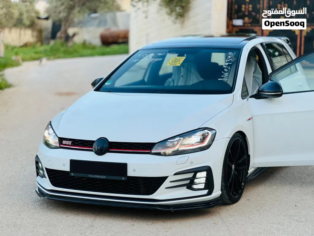 فولكسفاغن جولف GTI S