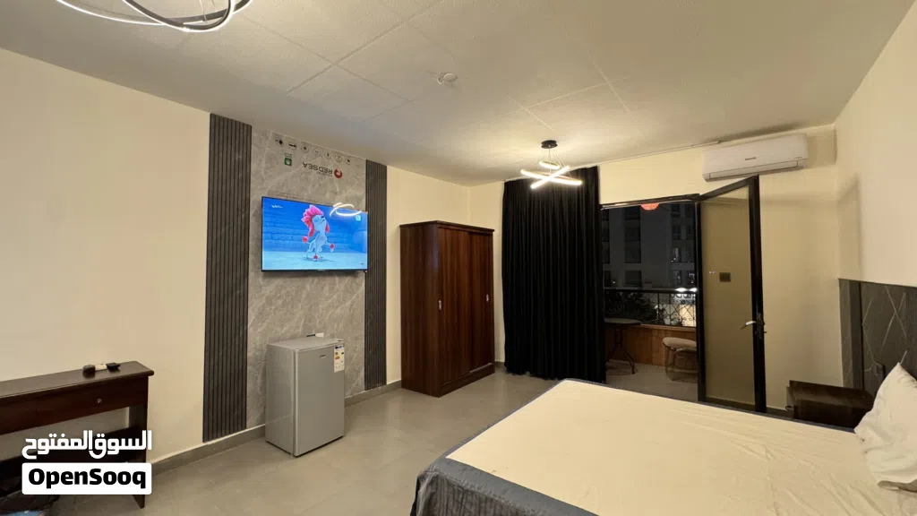 فندق في العقبة وسط البلد Eden hotel سويت غرفتين ،غرف متنوعه ، قريب جدا من البحر اطلالات بحريه