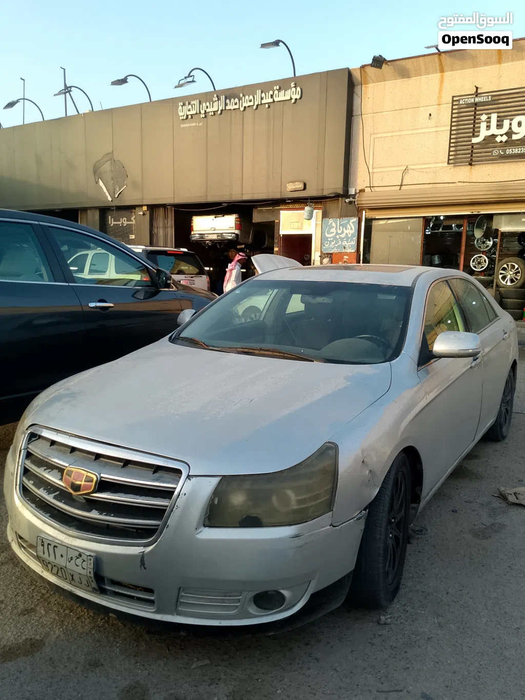 جيلي EC8
