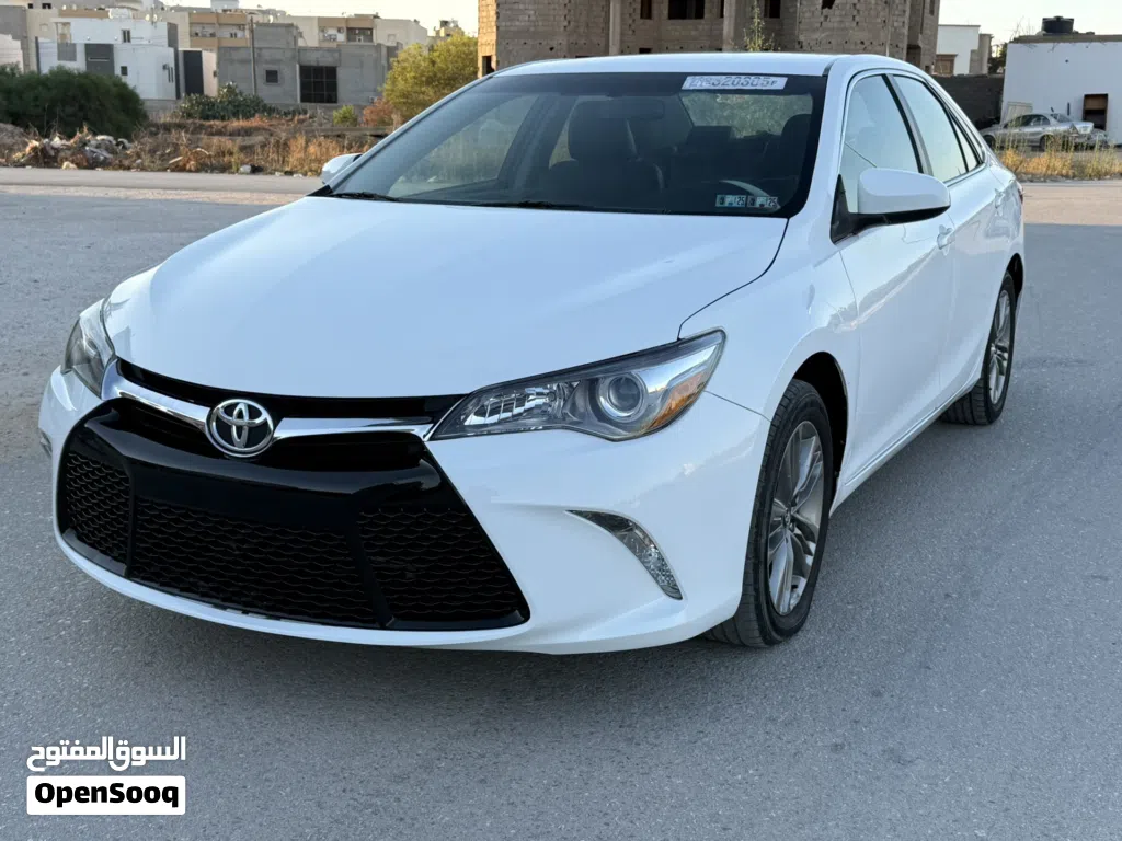 Toyota Camry SE
