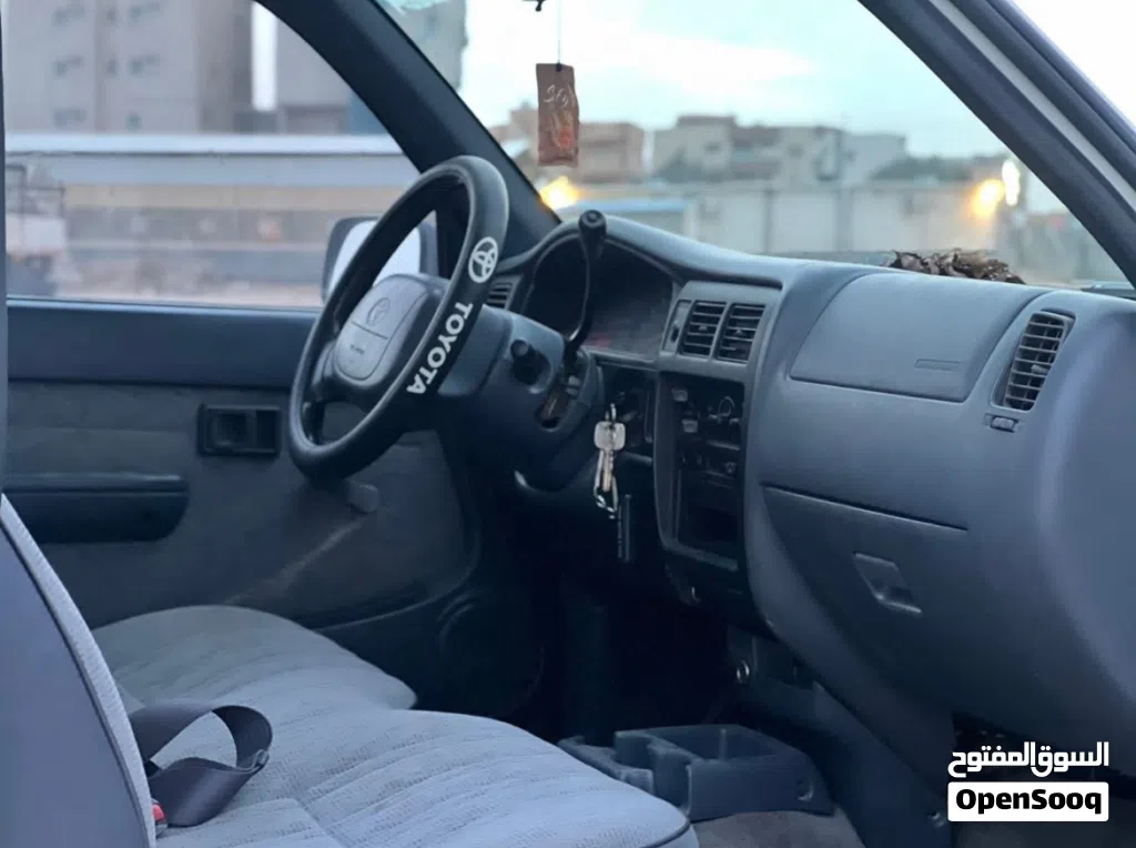 Toyota Tacoma SR