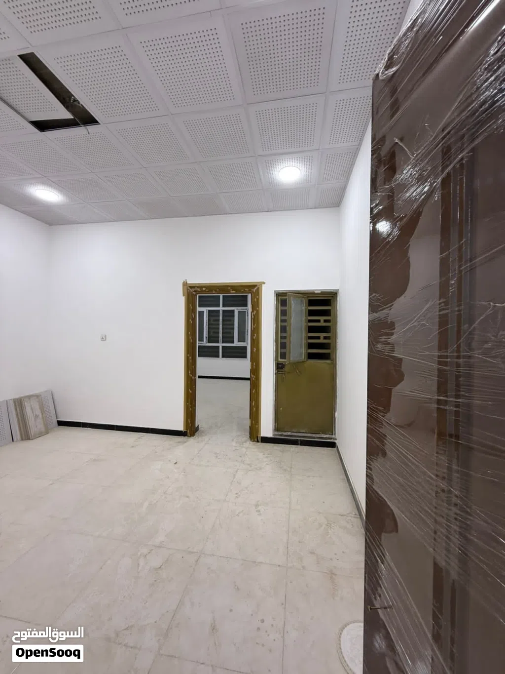 مشتمل أرضي حديث معزول للإيجار في دور النفط حديث ديلوكـس يؤجر للعوائل و المتزوجين حديثا