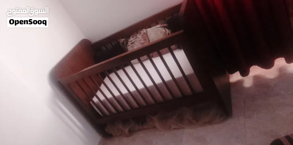 سرير اطفال