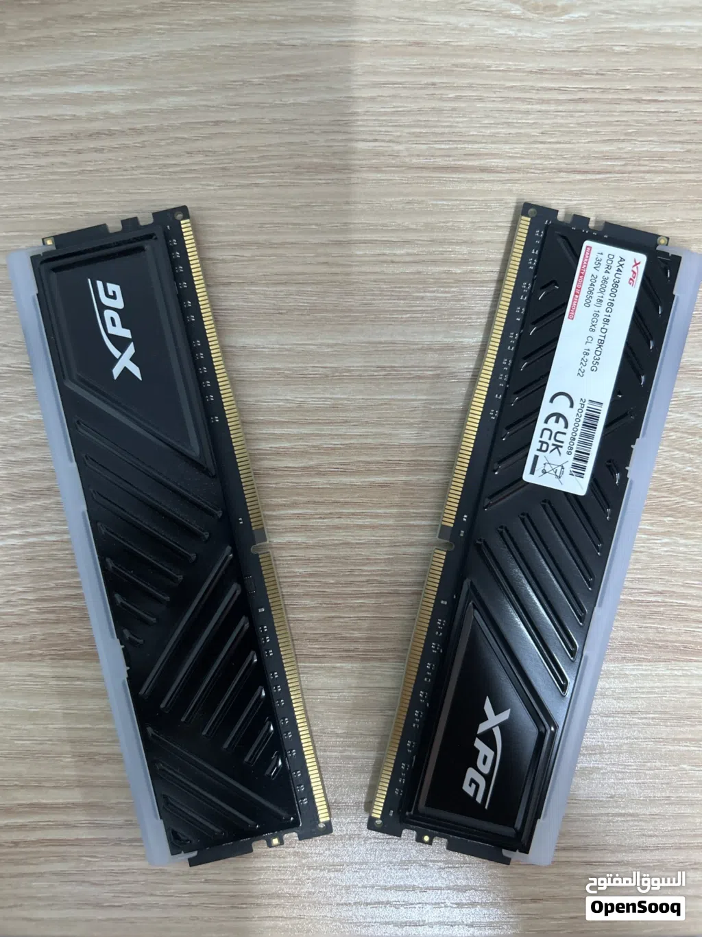 RAM DDR4 16جيبي الوحدة