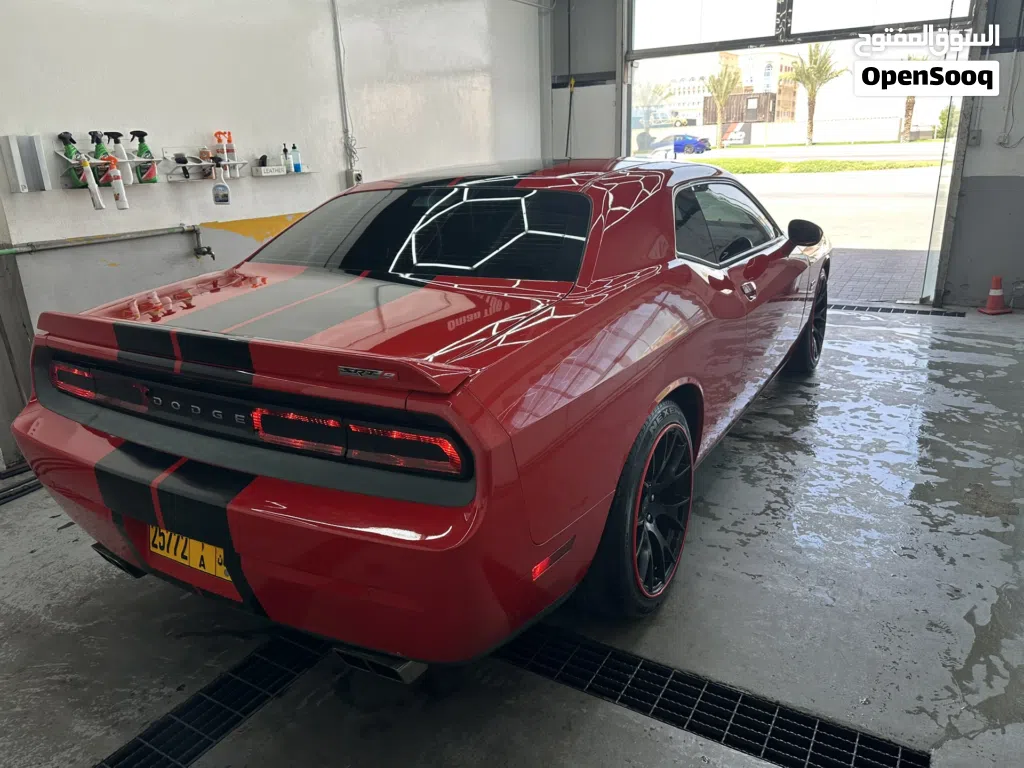 Dodge Challenger Srt8