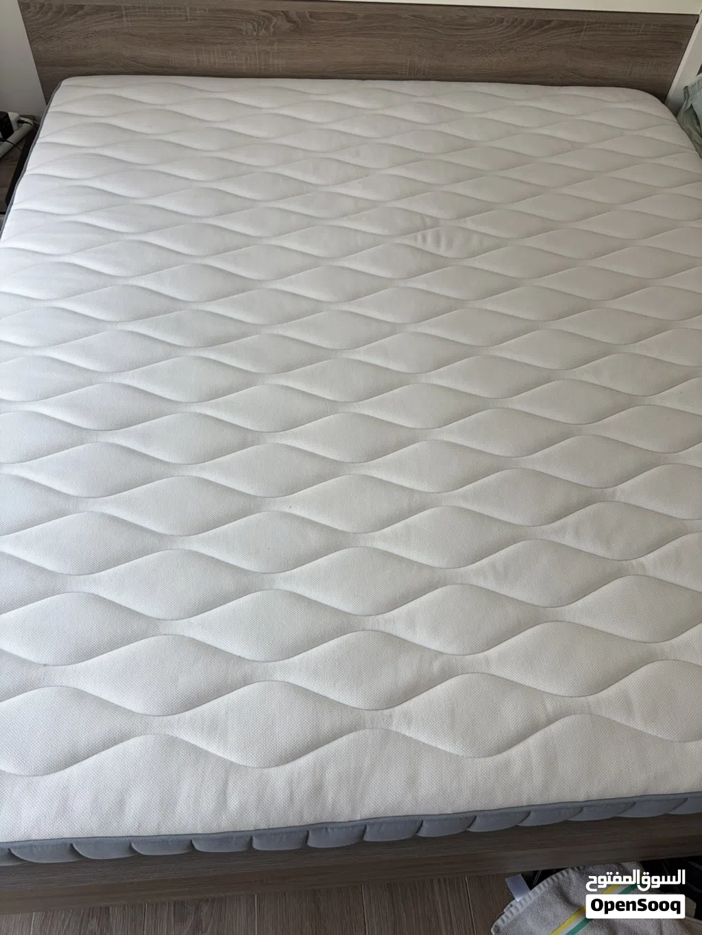IKEA sprung mattress 180x200 فرشة 180 ب 200