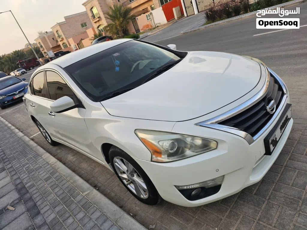 نيسان التيما SV