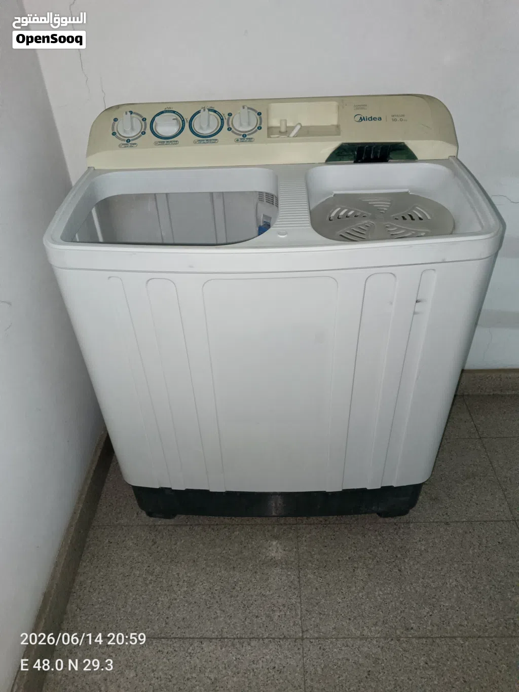 urgent sale media washing machine 10 kg with dryer all working perfect no any isue