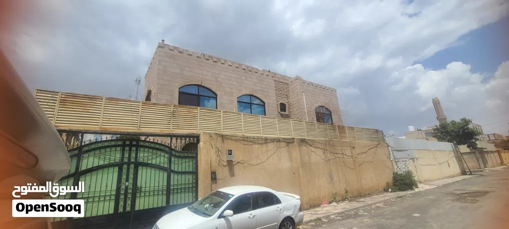 فله دورين فخامه ب800 دولار معا حوش للسيارات بيت بوس