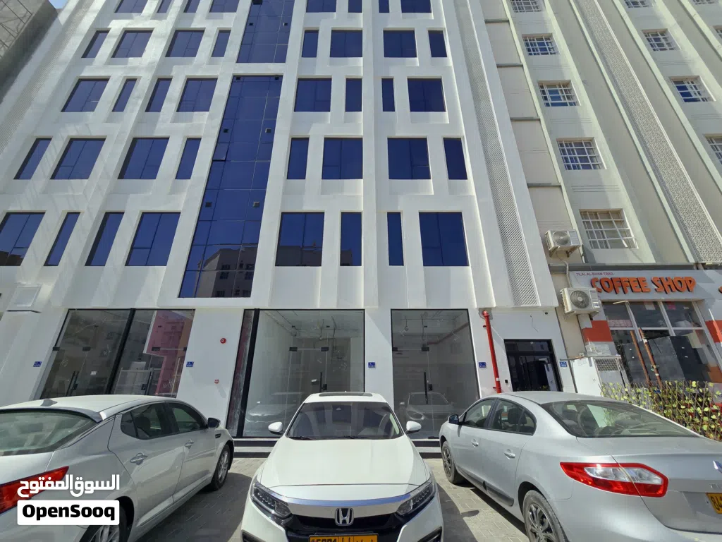 محل للايجار الخوض7(25m)(220r)Shop for rent in Al Khoudh7