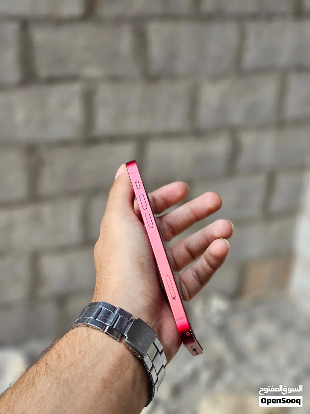 هاتف 13 ميني مش مفتوح