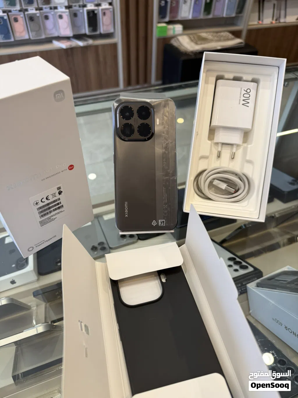 مستعمل شهر فقط شاومي Mi 15T Pro 5G 12-1000GB متوفر لدى سبيد سيل