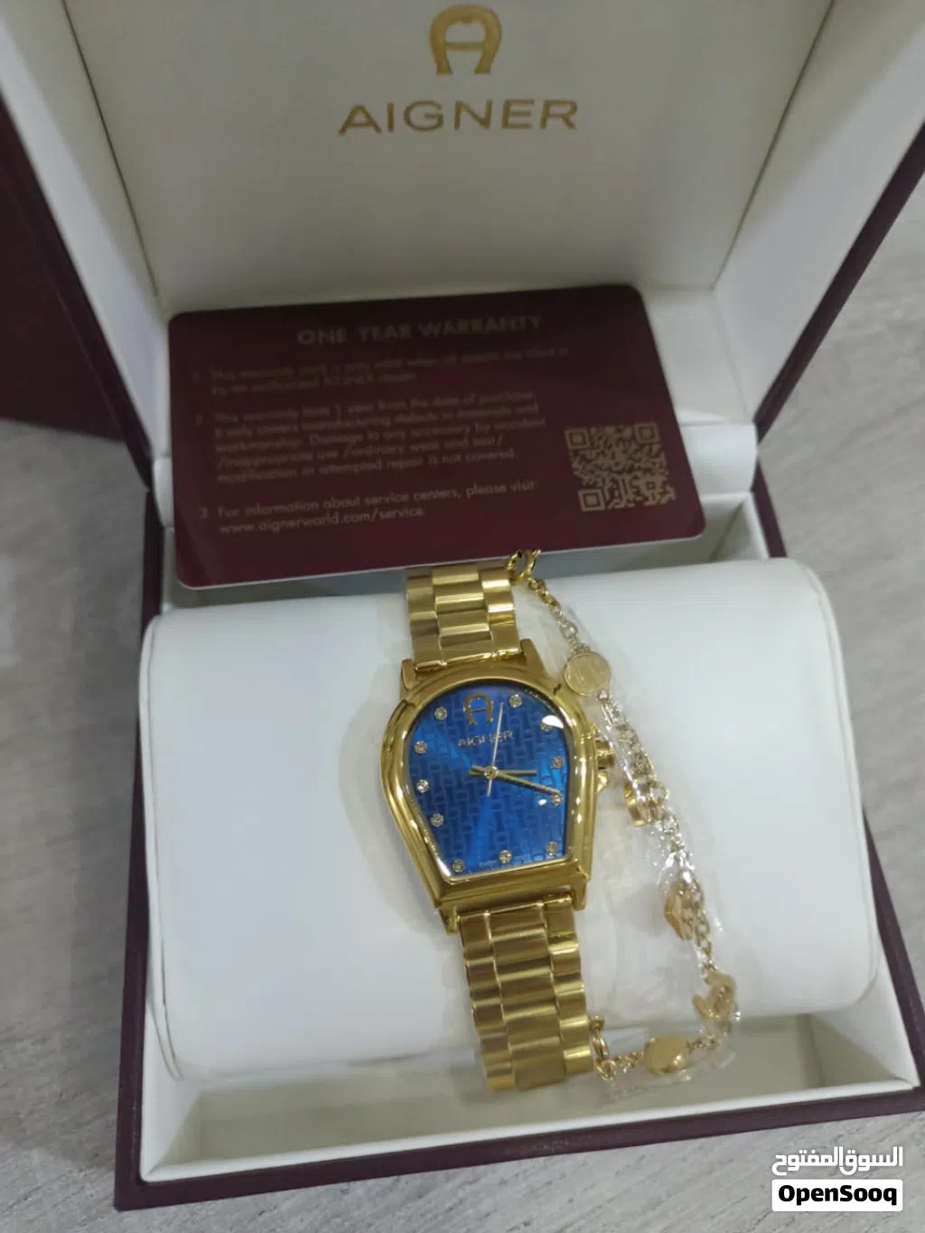 ساعة AIGNER جديدة
