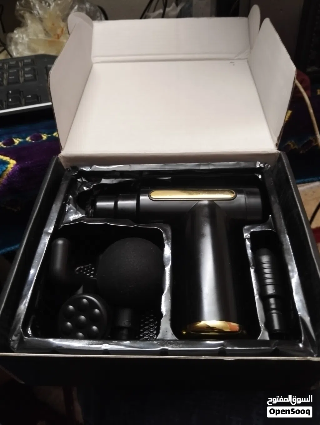 للبيع: مسدس مساج احترافي (Massage Gun) بحالة ممتازة!