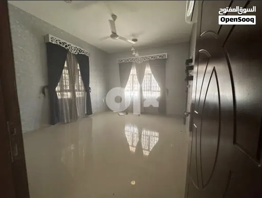 بيت طابق ارضي للايجار