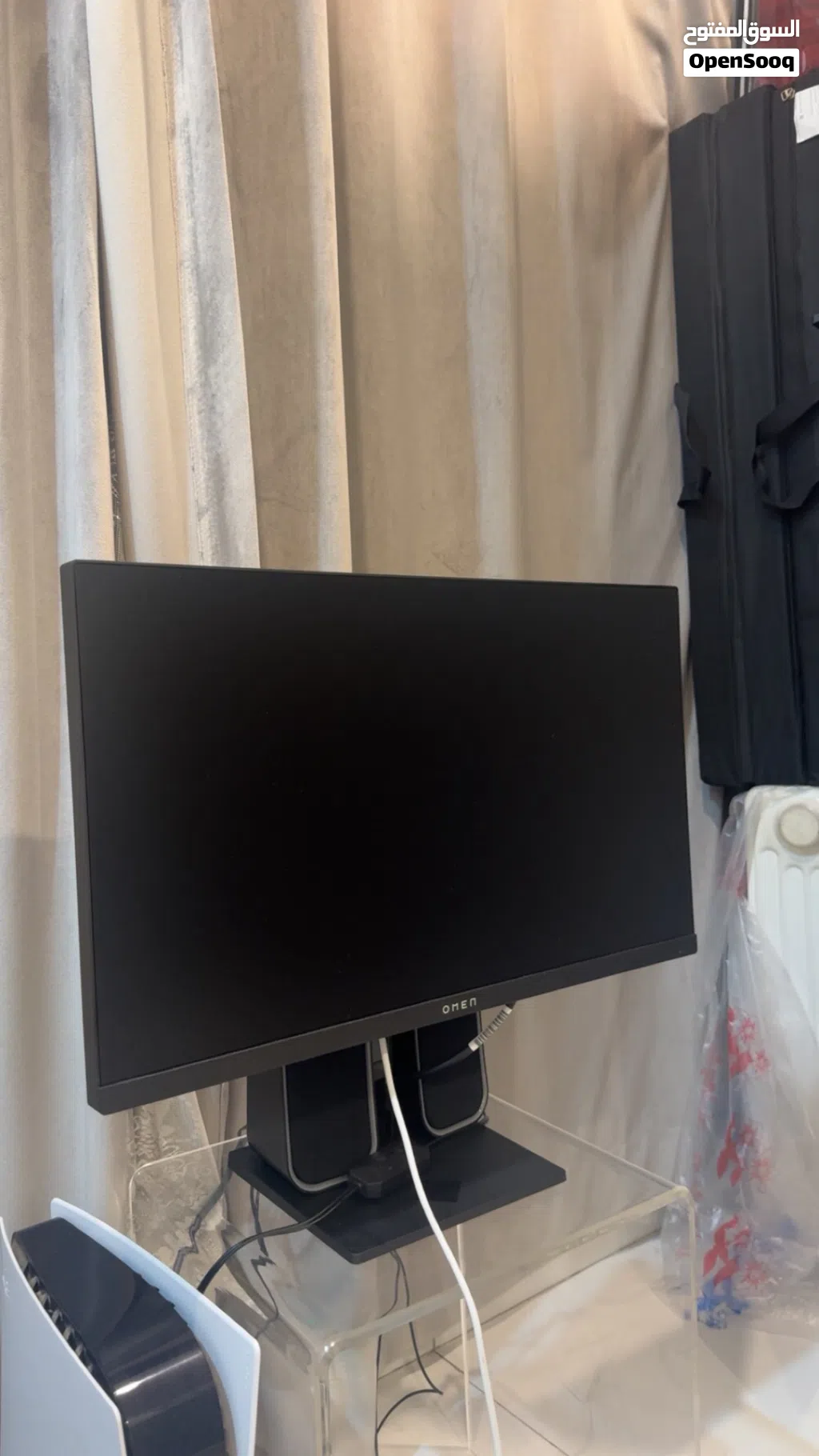 شاشة omen 23.8 inch ( مستعمله 3 ايام فقط )