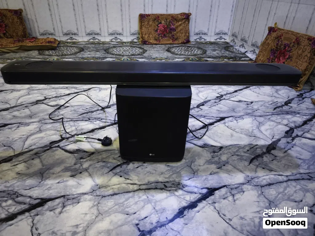 ، صوتية (Sound Bar) من شركة LG العالمية