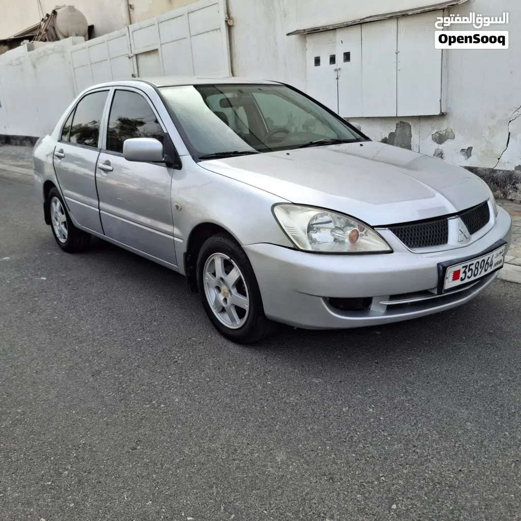 ميتسوبيشي لانسر Standard