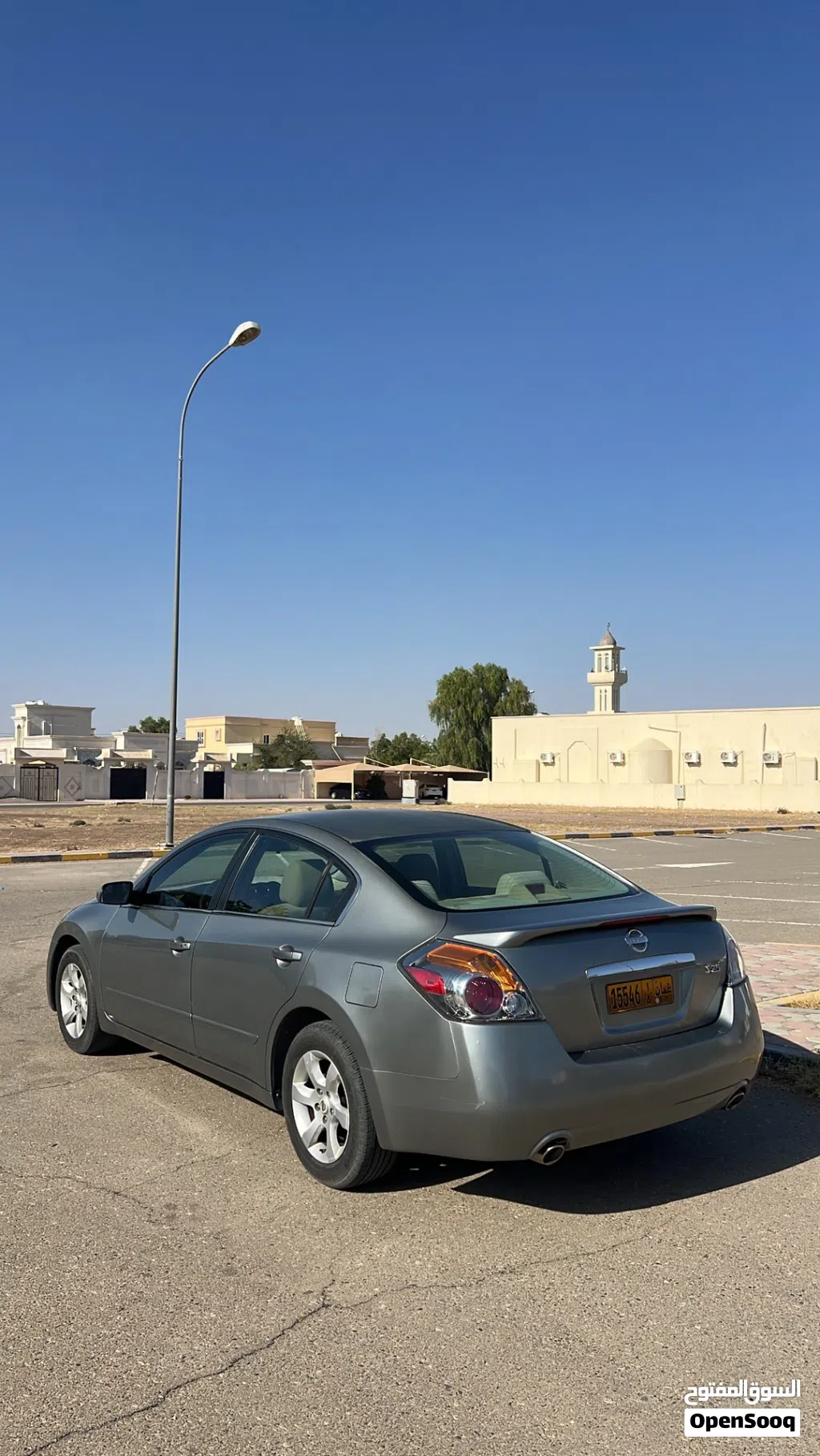 نيسان التيما S