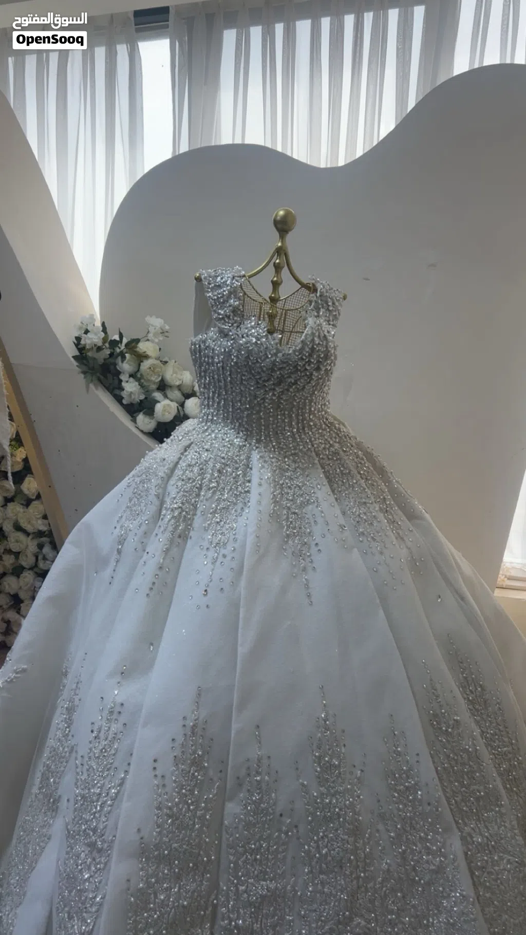 فستان زفاف مميز ملبوس مره واحده