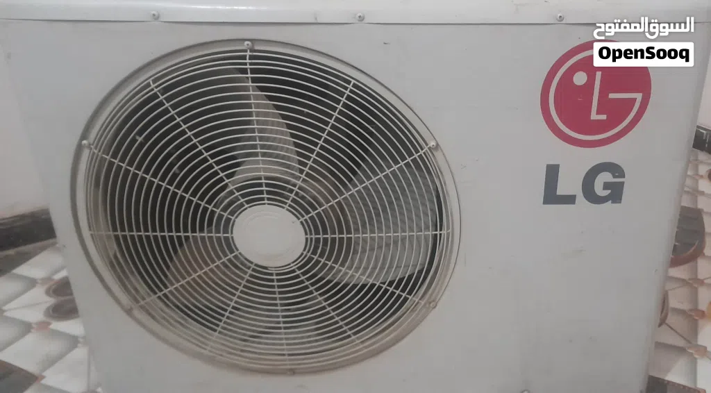 وحده تكيف خارجيه LG اتنين وربع شغاله بحاله كويسه