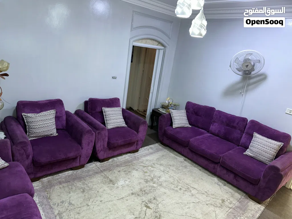 طقم كنب بحالة الوكالة