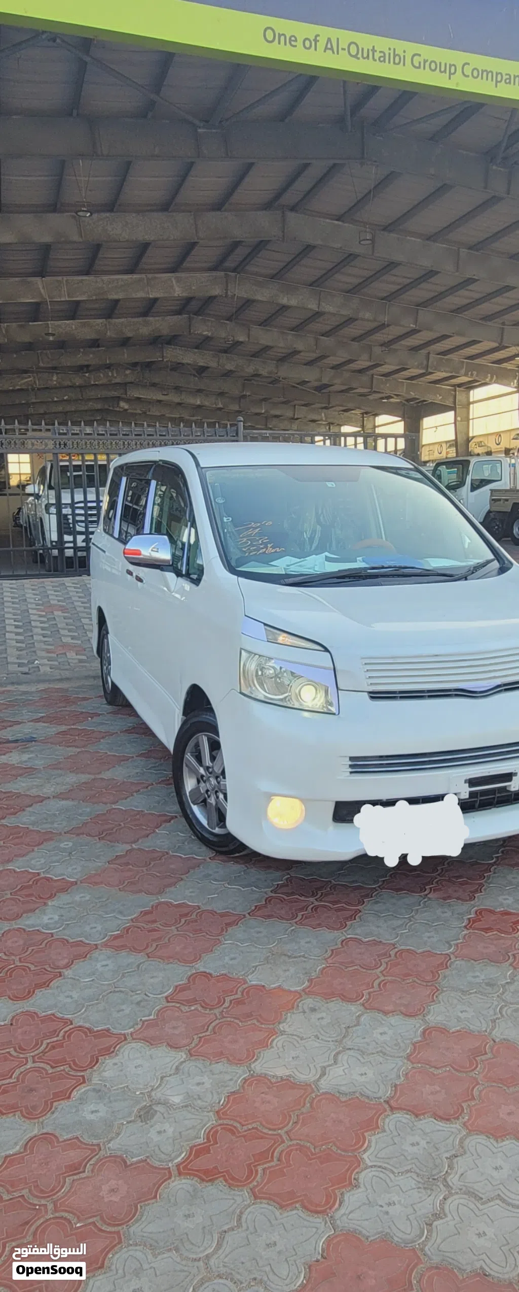 Toyota Voxy Standard