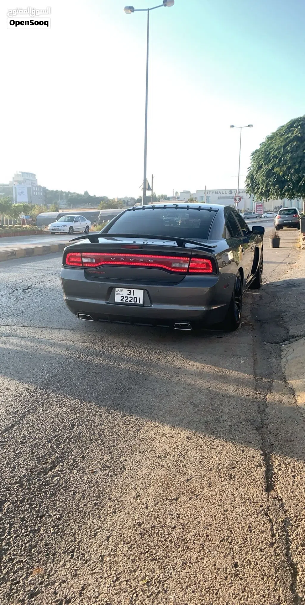 Dodge Charger SXT
