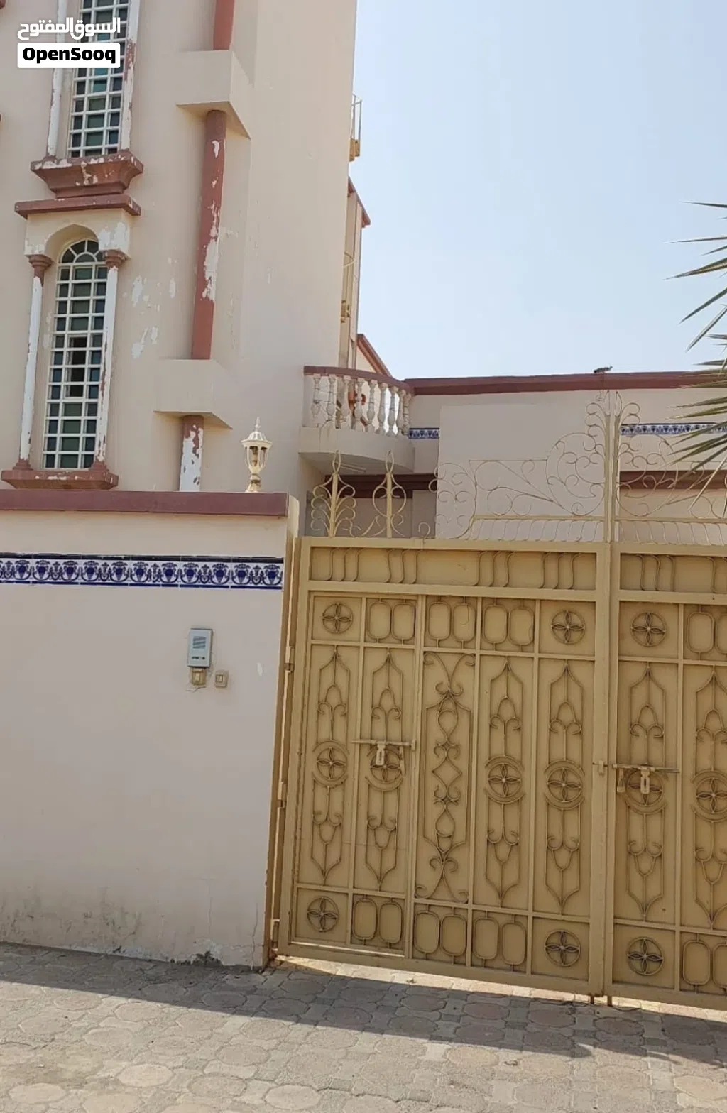 شقة عائلية للإيجار في الموالح الجنوبية Family Apartment for Rent in Al Mawaleh South