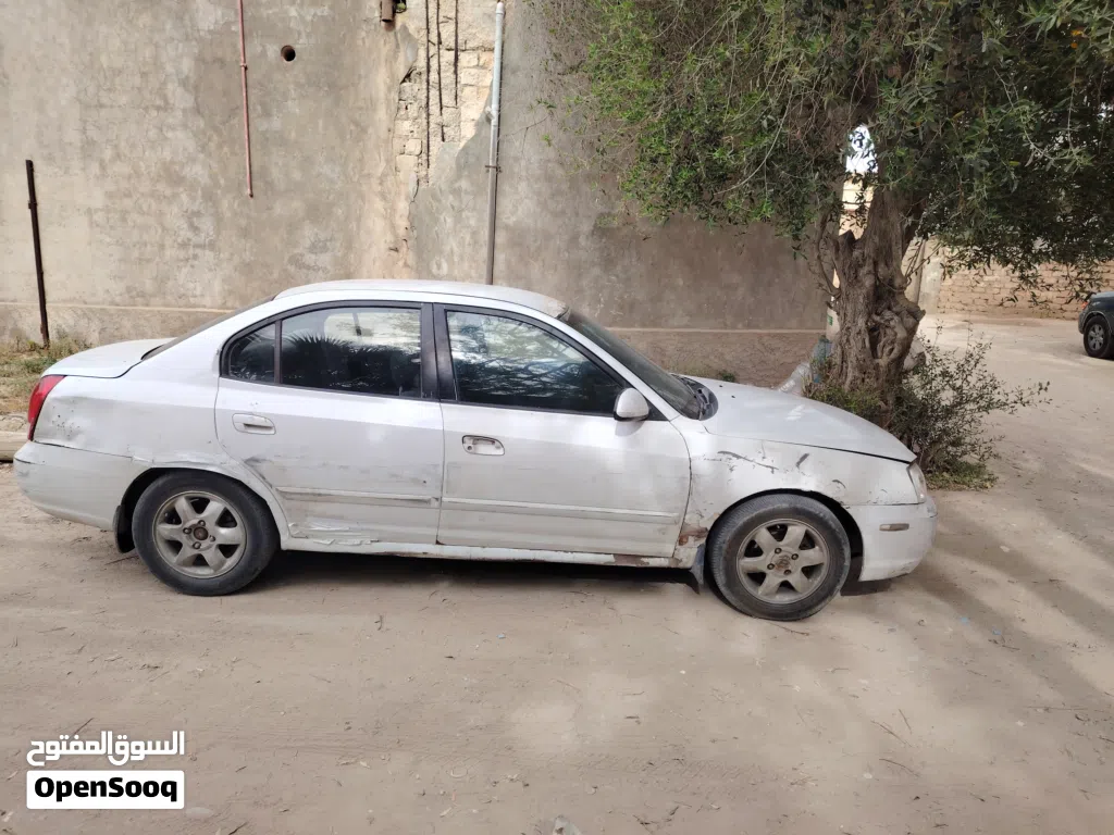 هيونداي افانتي Standard