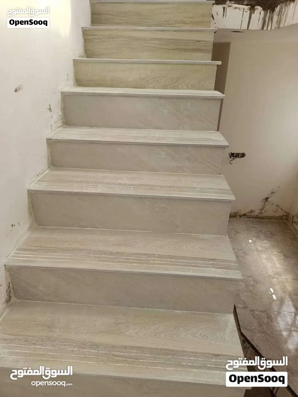 خلفه لعمل السيراميك والالواح بورسلان ارضي وجداري