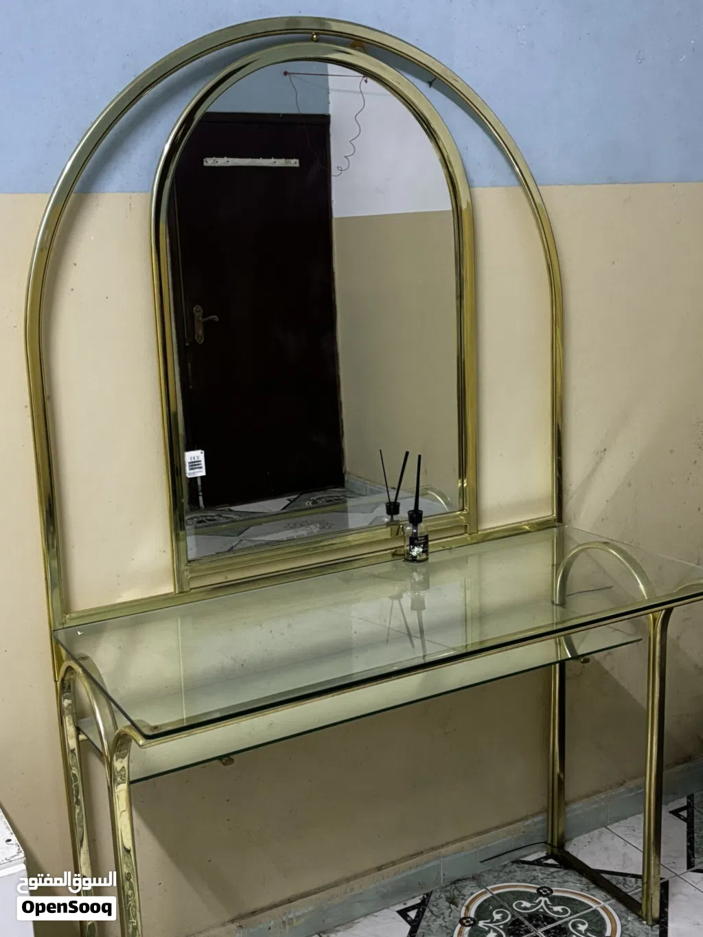 Used Dressing Table- 15 rial- Seeb Souq Self Pickup