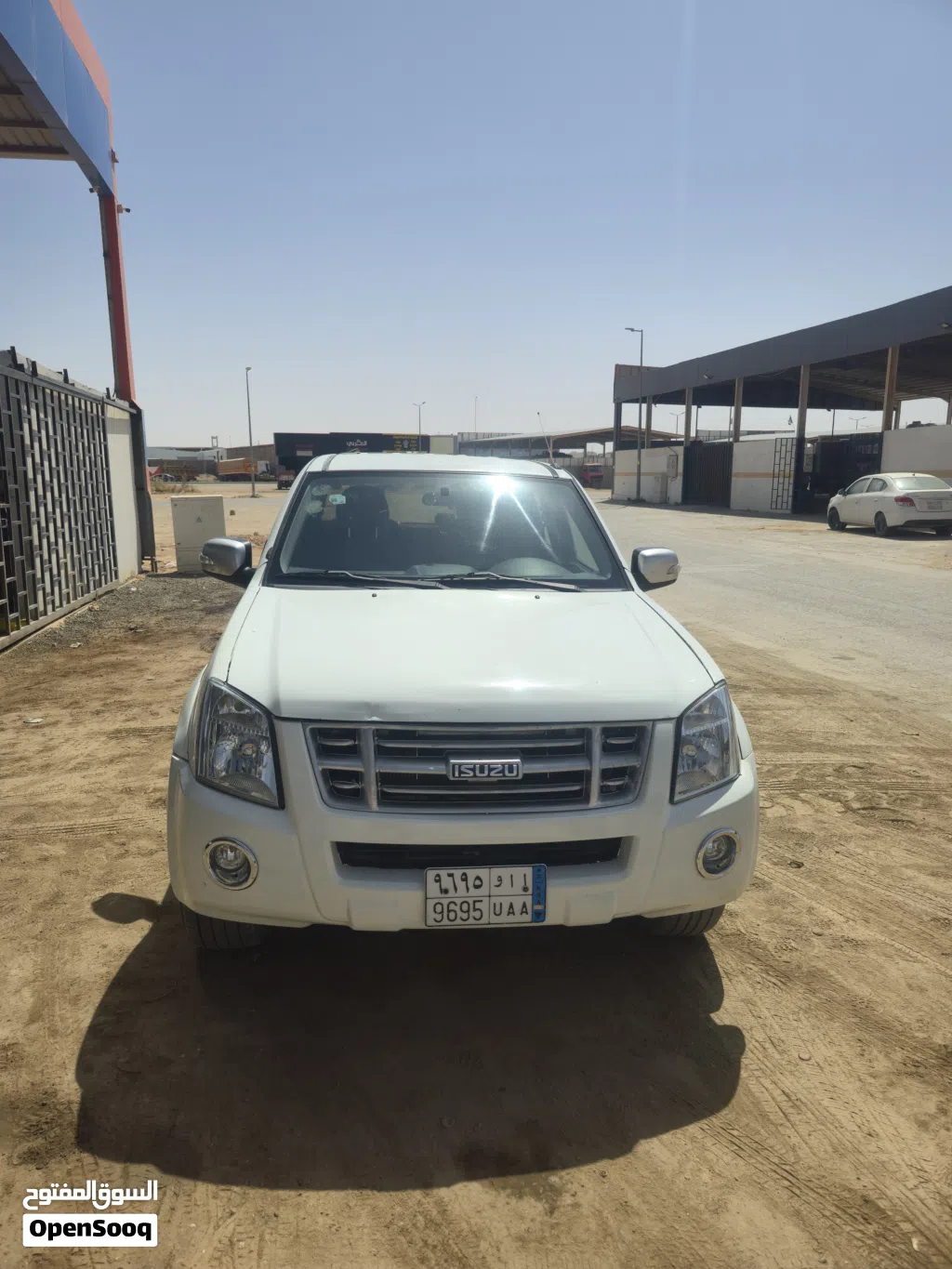 ايسوزو D-ماكس LS