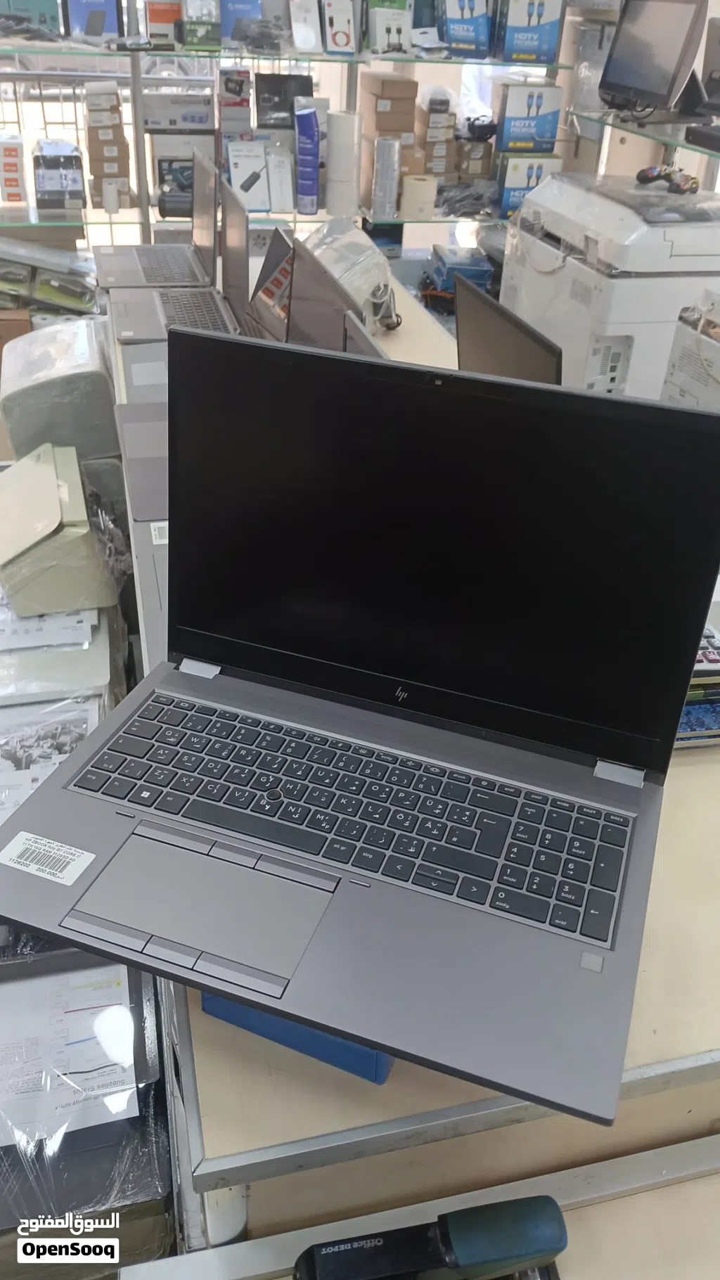 Hp zbook fury 15 g8 Core i7 11th 16/512 Vga 4 gb 15.6 inch