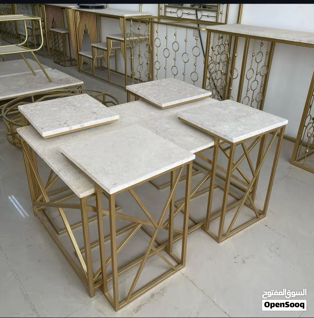 طقم طاولات خدمة مودرن رخام ذهبي راقي - Luxury Golden Marble Nesting Tables