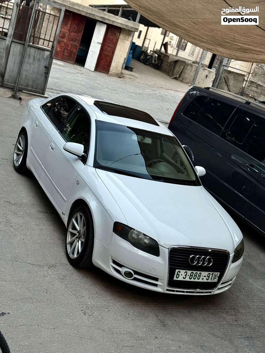 أودي A4 Sedan