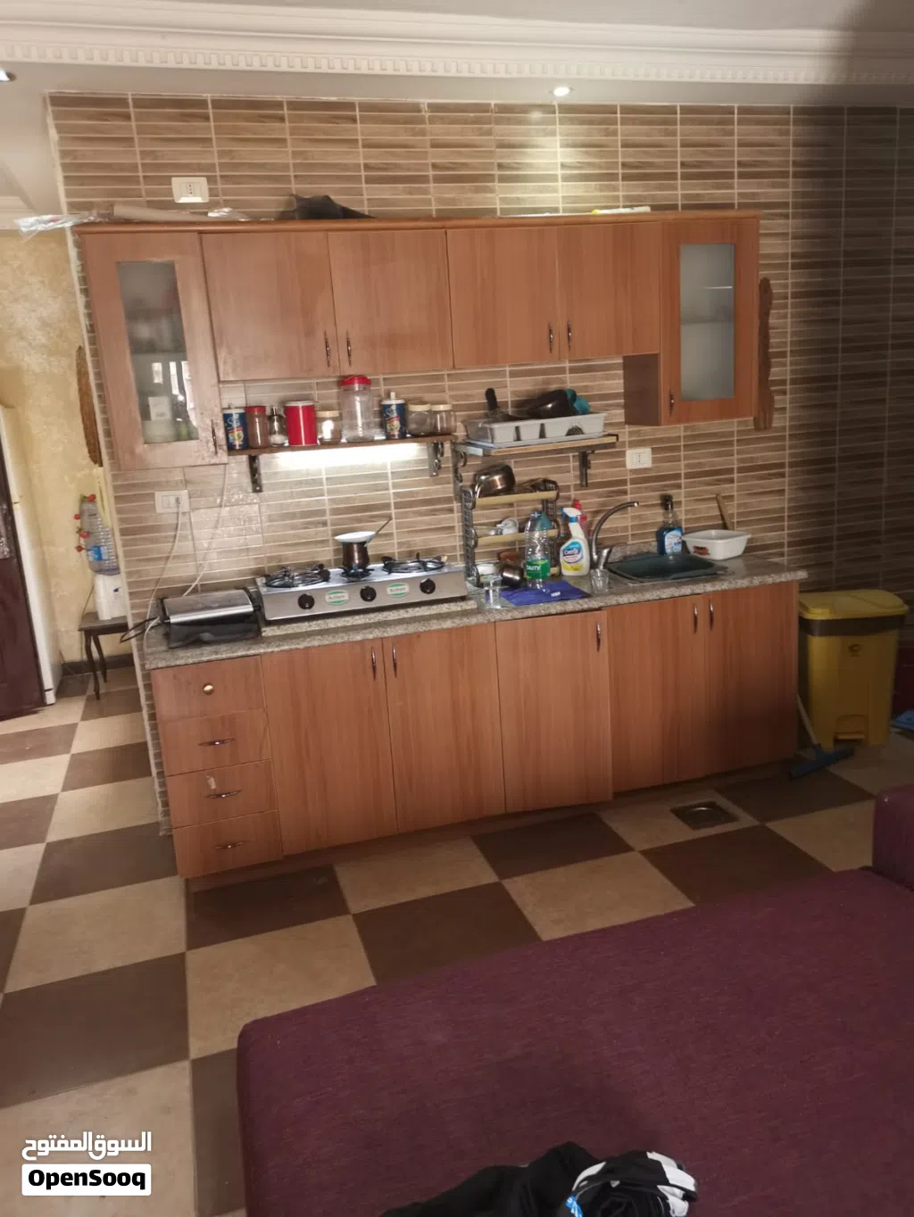 استوديو للبيع