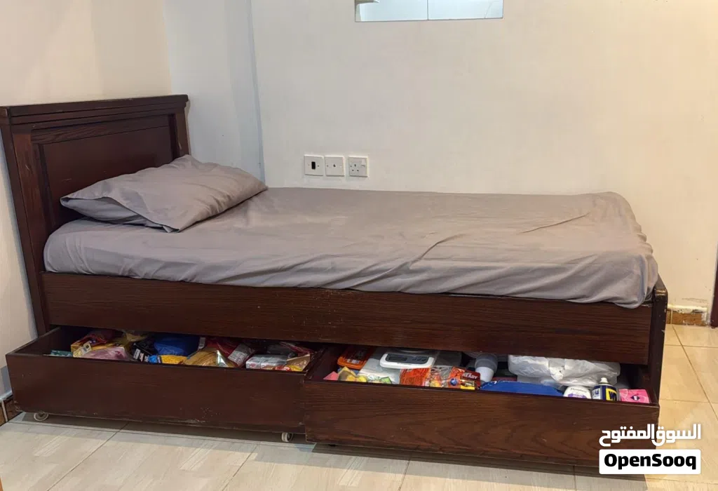 Bed fpr sale