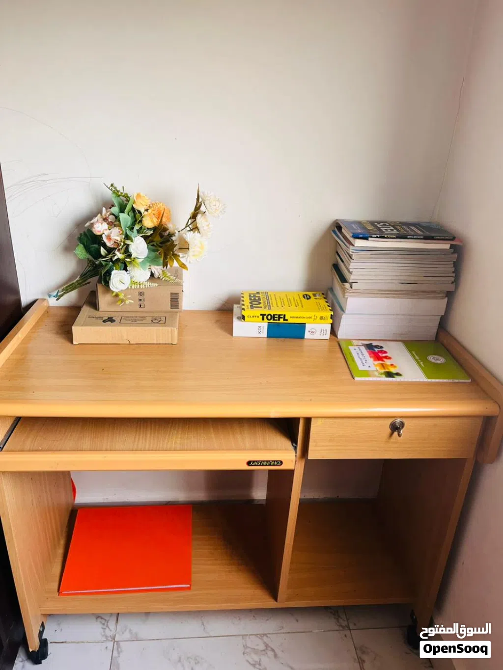 Computer Table for sale