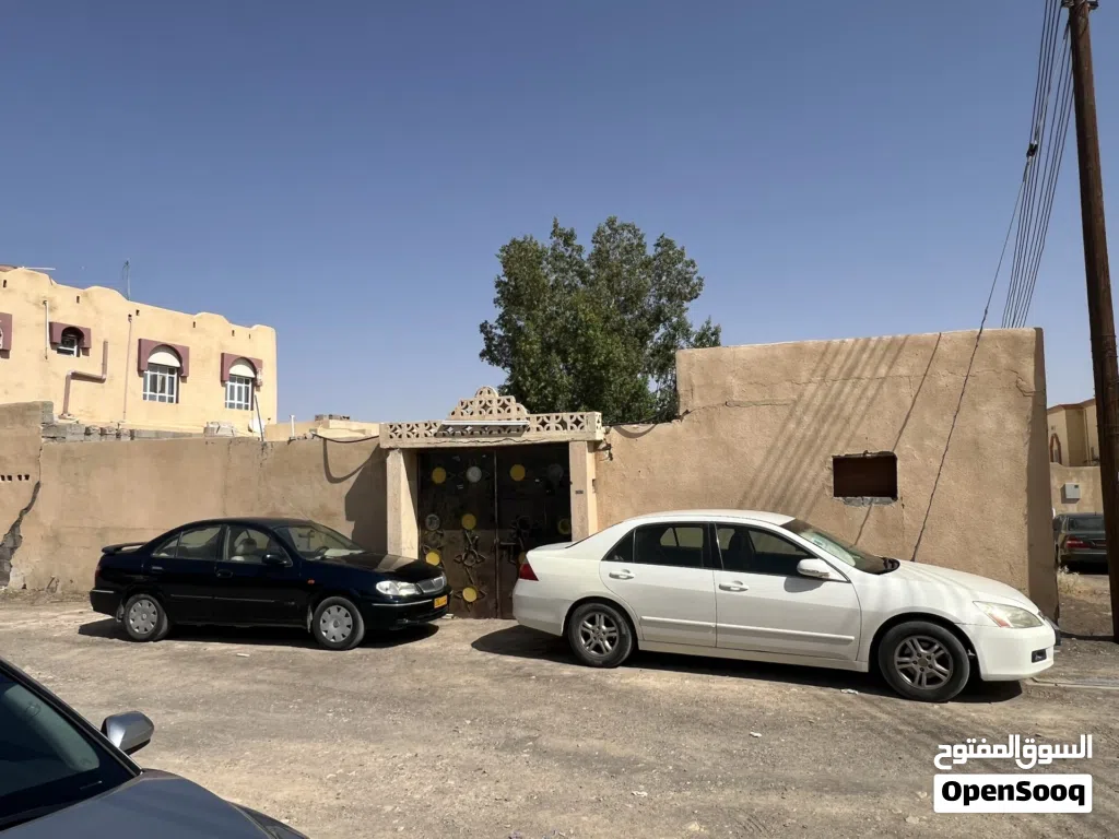 البيع منزل ف المرتفع مكان استراتيجي